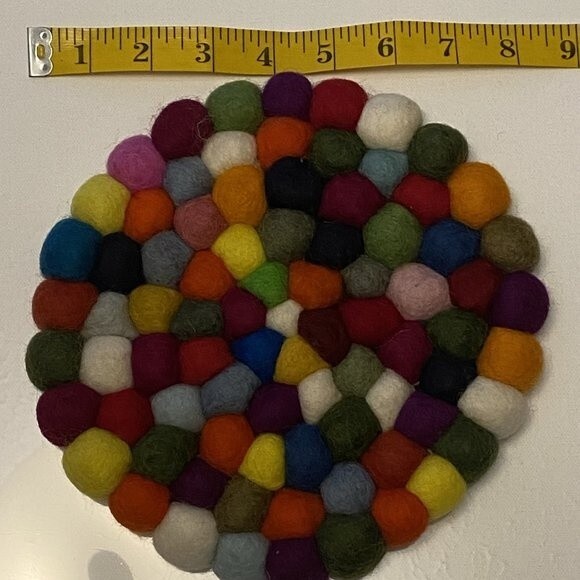 Colorful Durable felt balls Trivet Pot Mat - Round - Picture 3 of 3